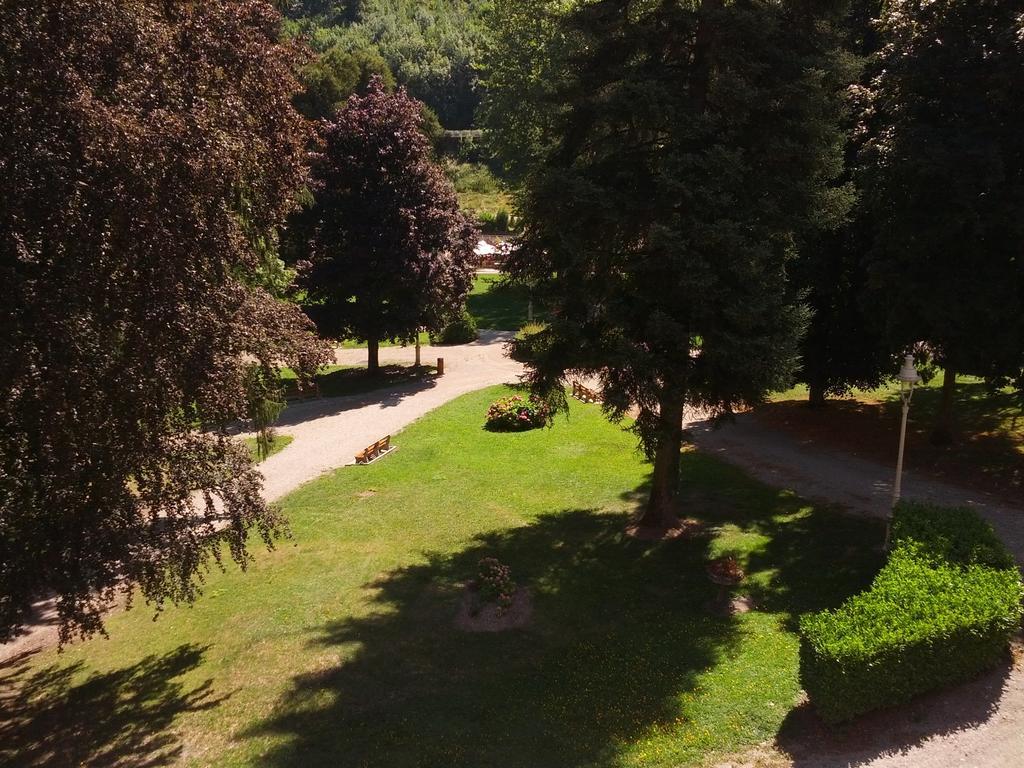 Homtel Le Parc Hotell Allevard Rom bilde